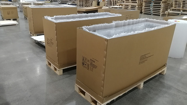 Vacuum Insulated Panel (VIP) Shippers, Cold Chain Packaging